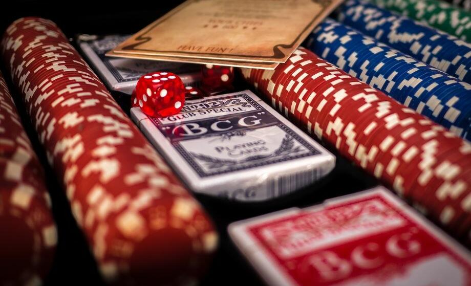 ブラックジャックが遊べるオンラインカジノおすすめTOP11！ルールや攻略法も解説